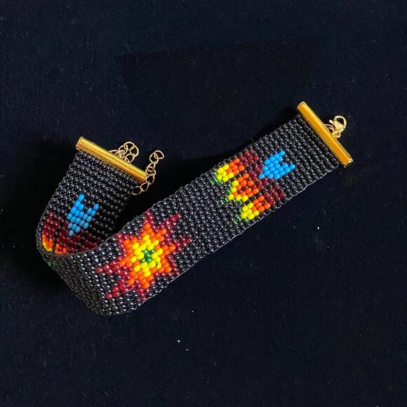 Hand Beaded Sunburst Bracelet - Picture 1 of 4
